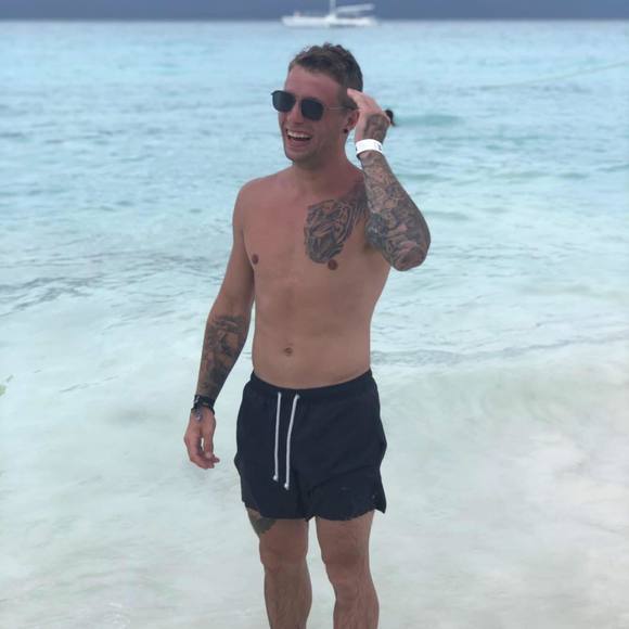 Meet your Posher, Mathieu - Picture 1 of 1